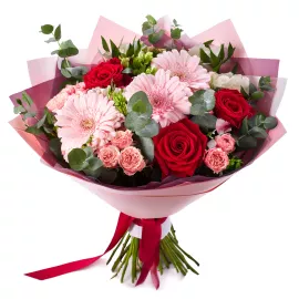 Rosy Embrace Bouquet