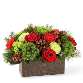 Merry Berry Holiday Centerpiece